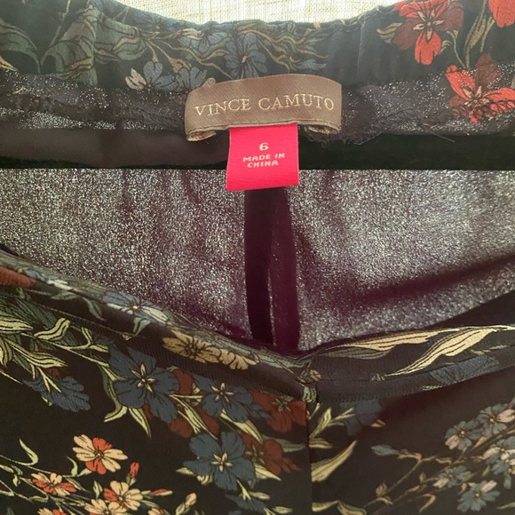 Vince Camuto floral pants - Picture 2 of 6